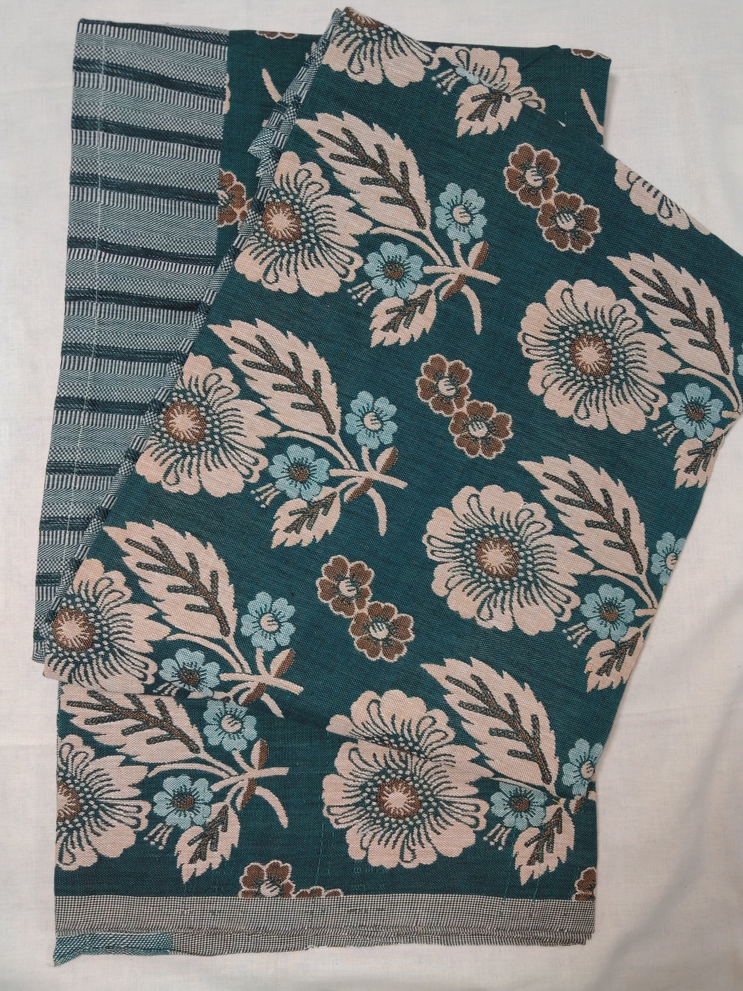 Jaquard Cotton bed sheets