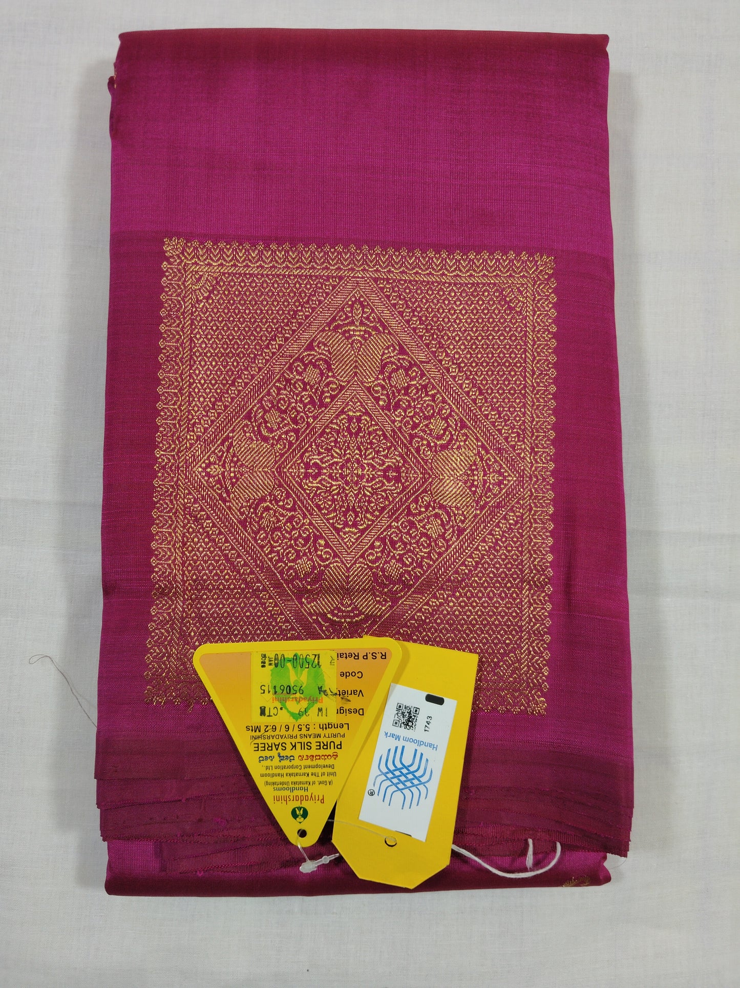 Chintamani - Traditional Silk Saree