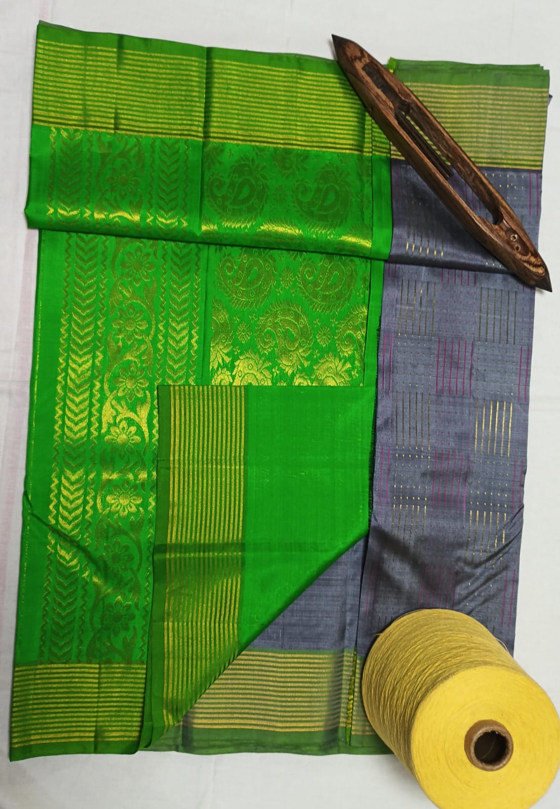 Chintamani - Traditional Silk Saree