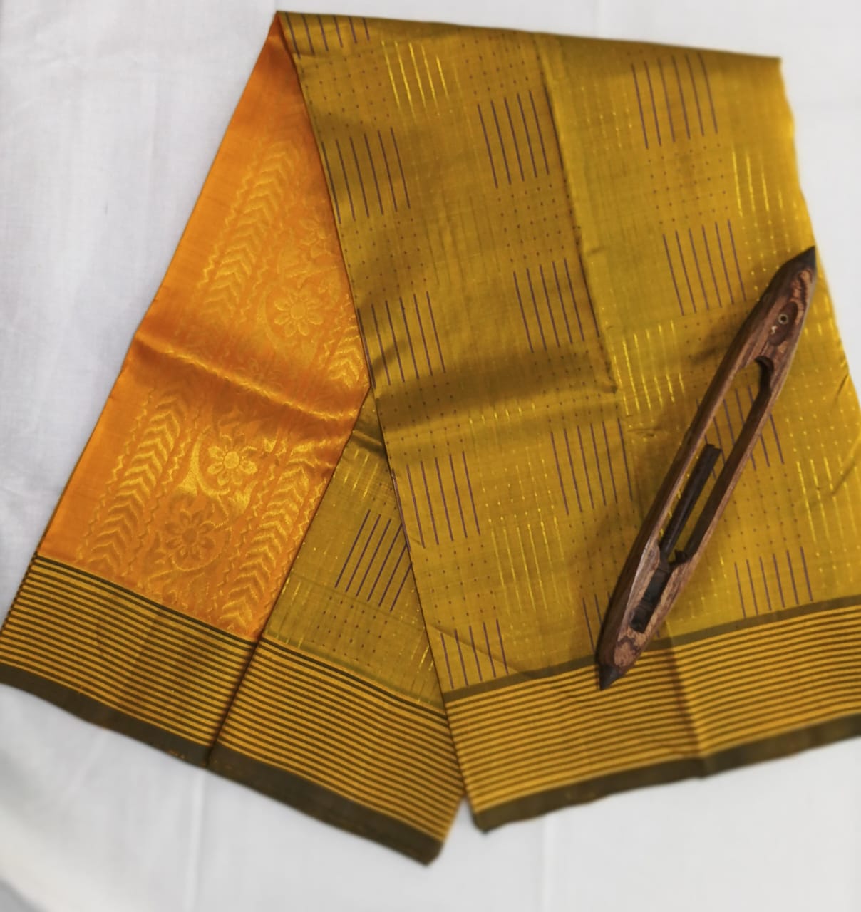 Chintamani - Traditional Silk Saree