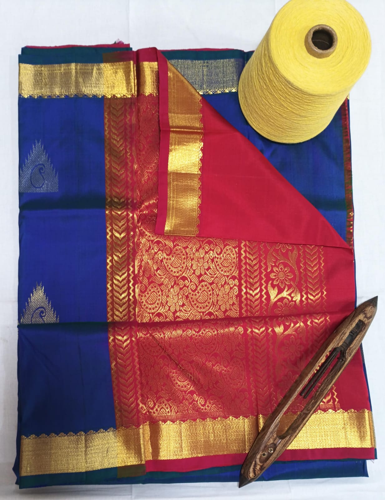 Chintamani - Traditional Silk Saree