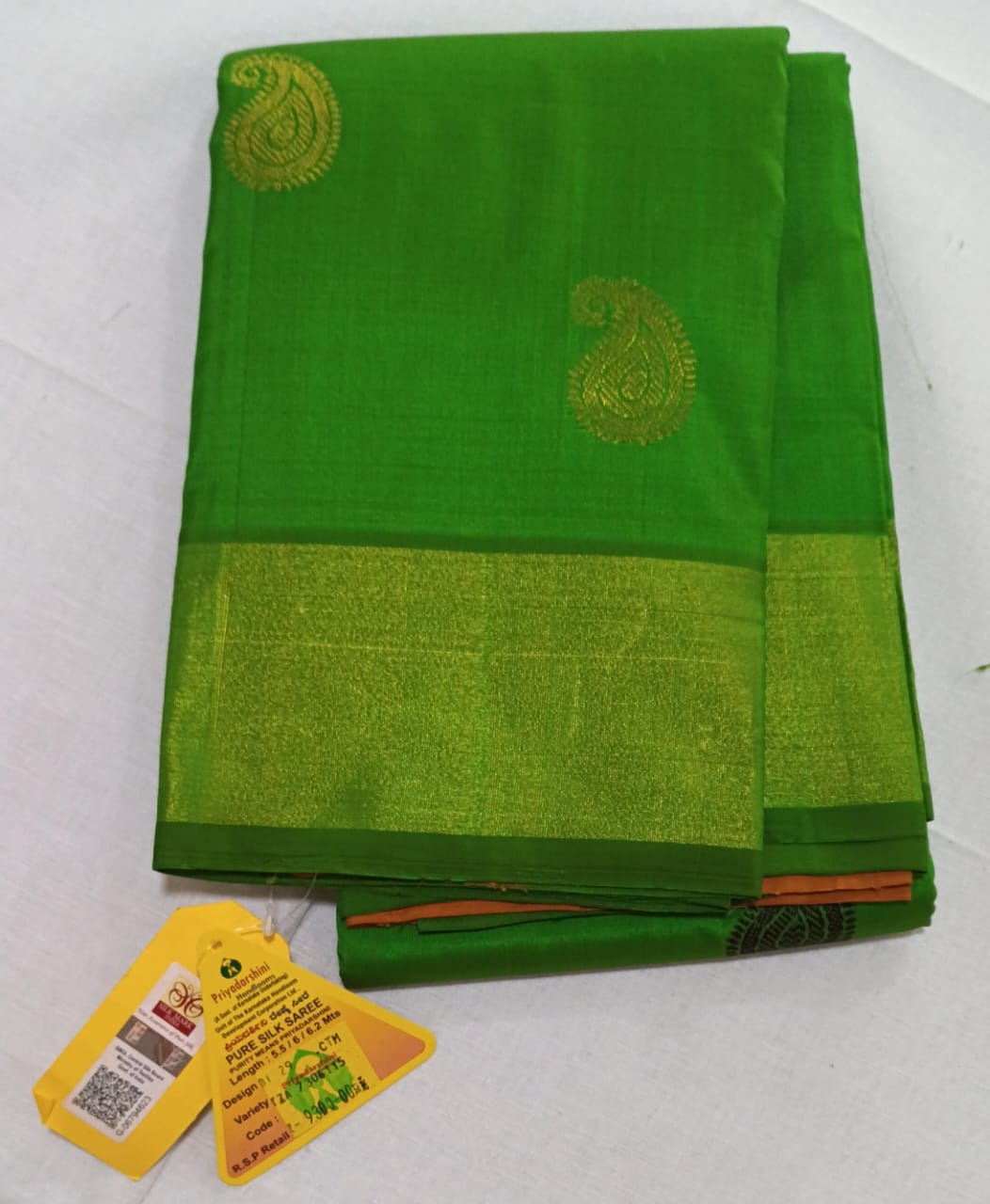 Chintamani - Traditional Silk Saree