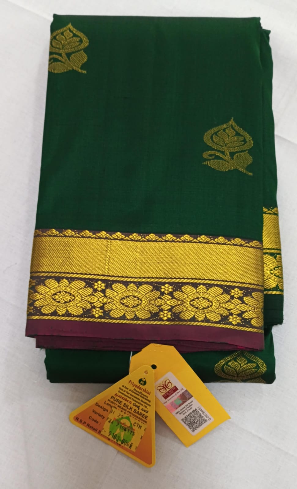 Chintamani - Traditional Silk Saree