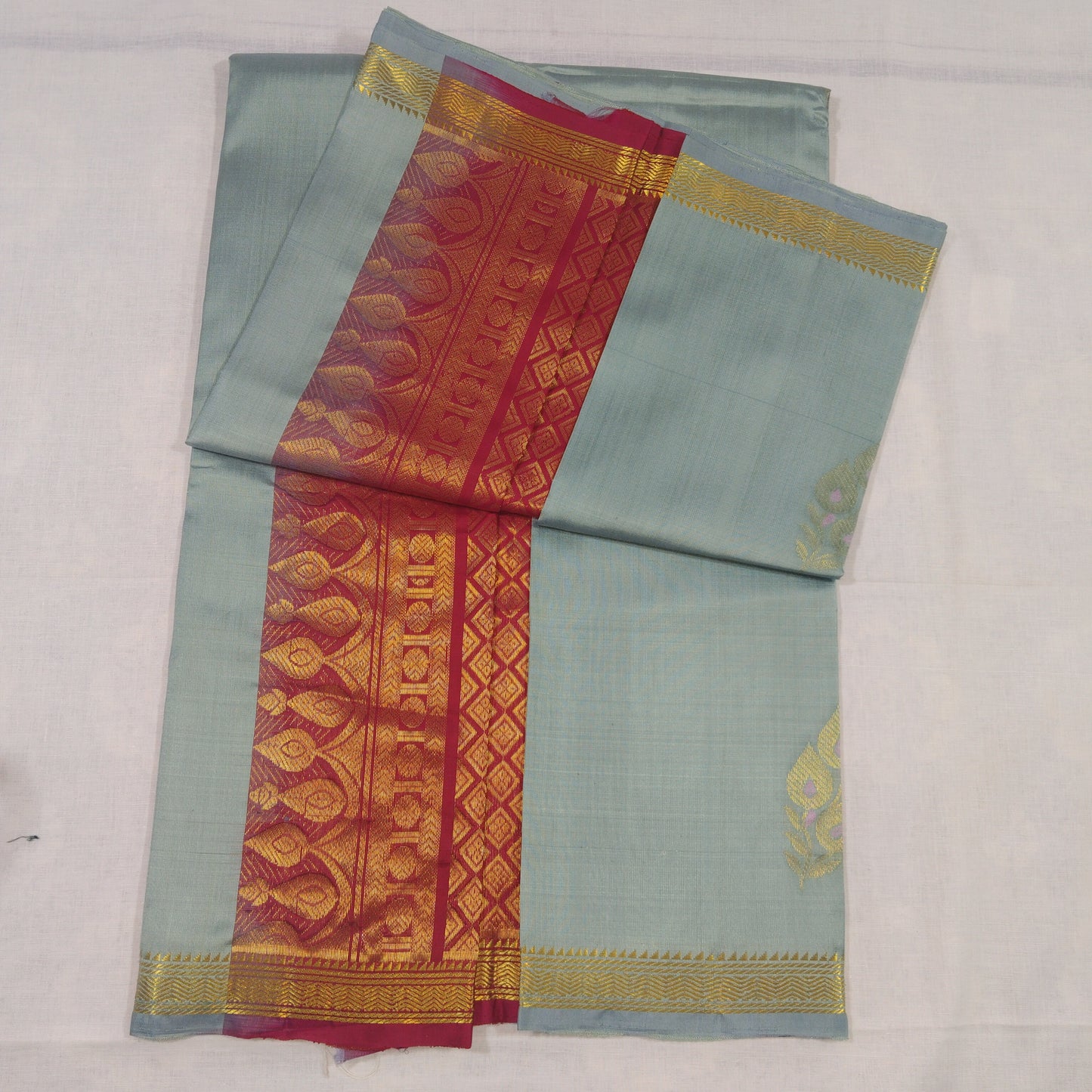 Chintamani - Traditional Silk Saree