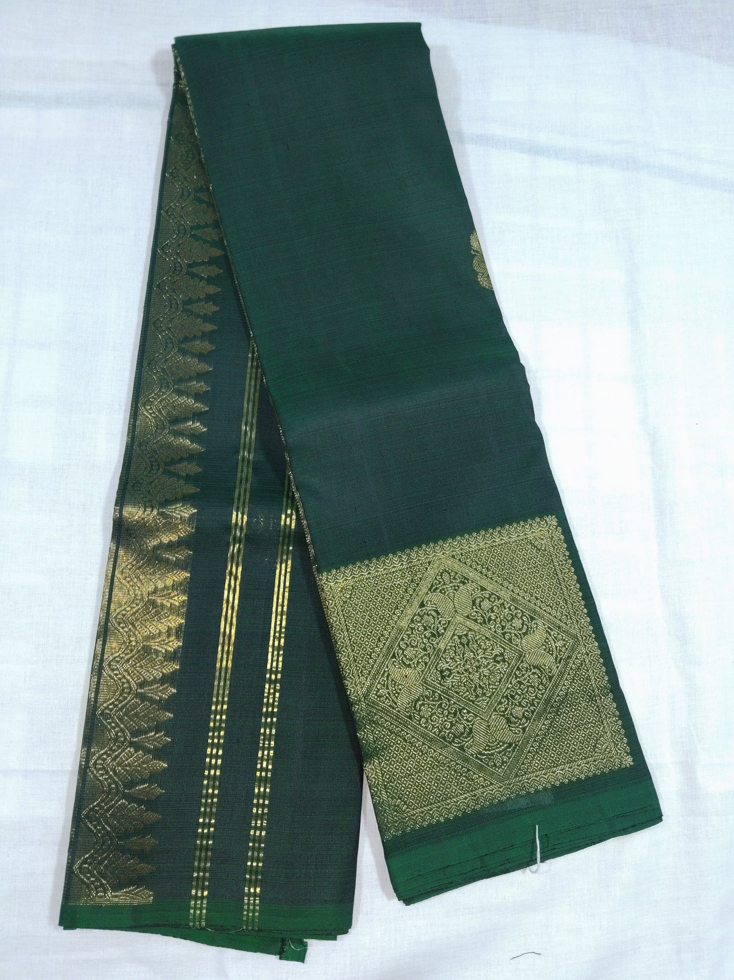 Chintamani - Traditional Silk Saree