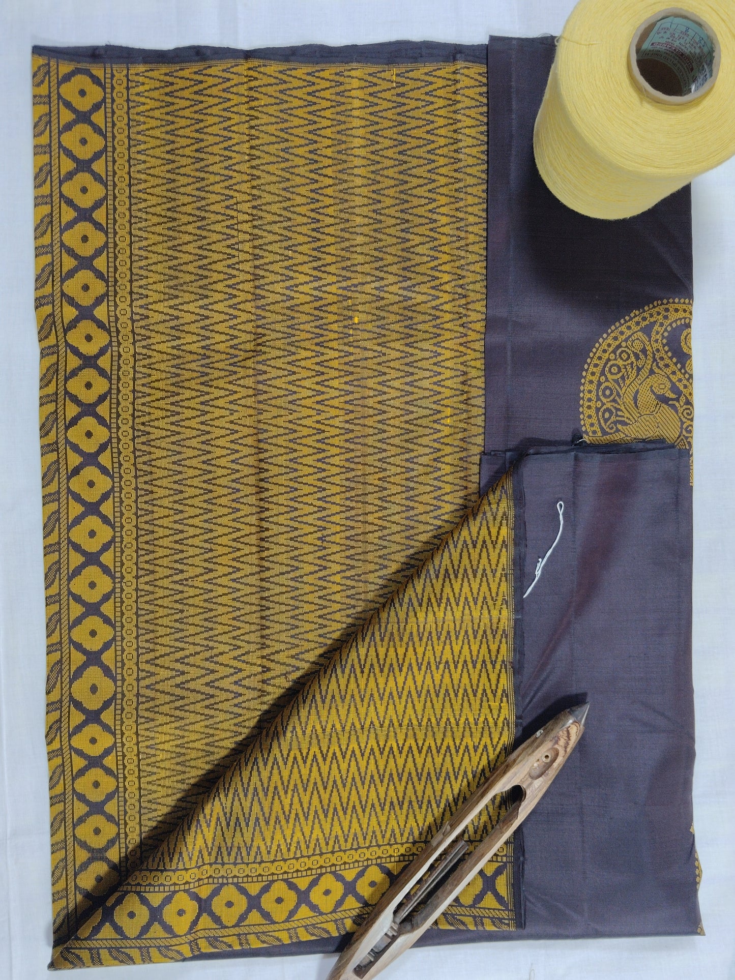 Chintamani - Traditional Silk Saree
