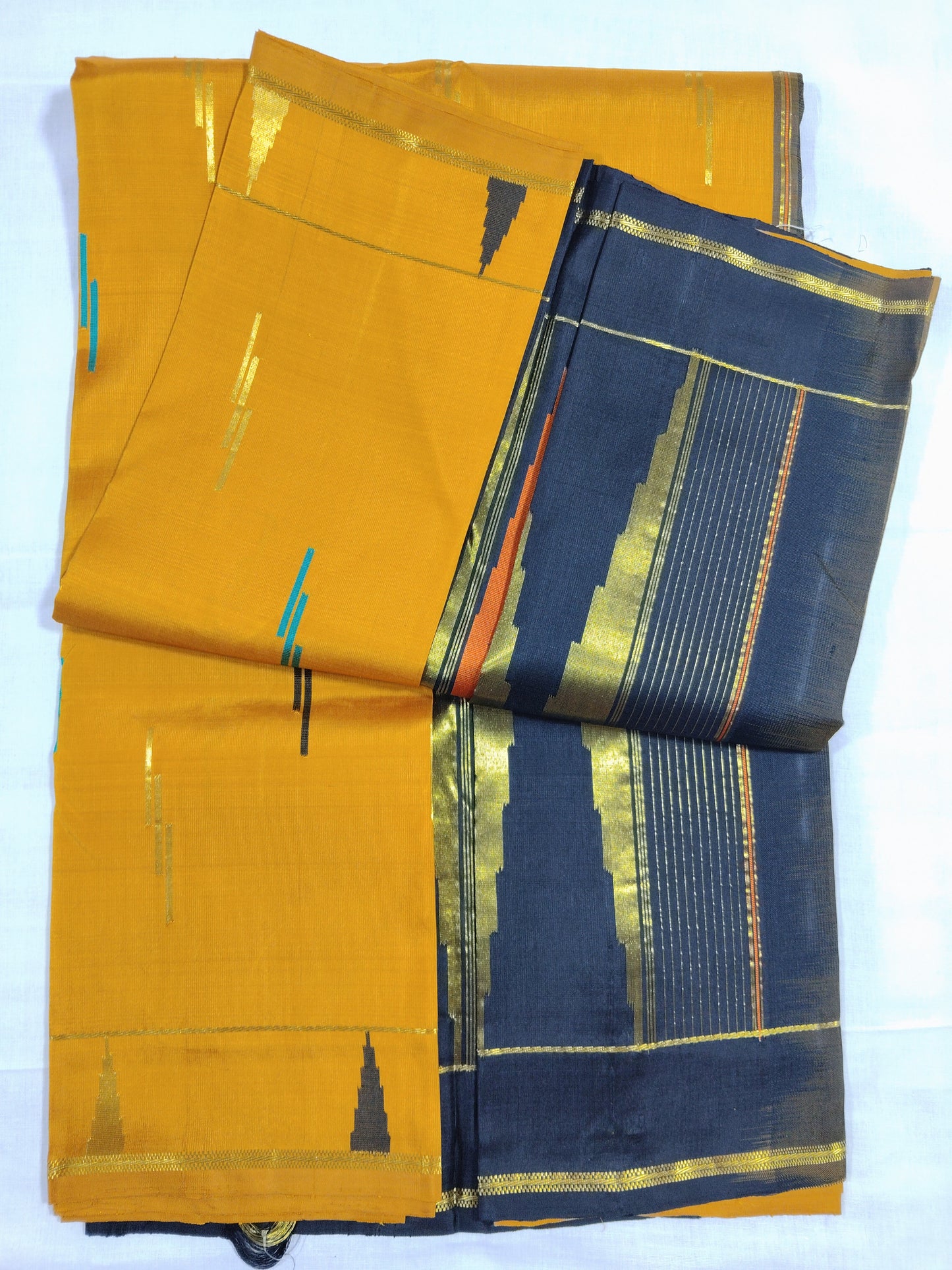 Anekal - Traditional Silk Saree