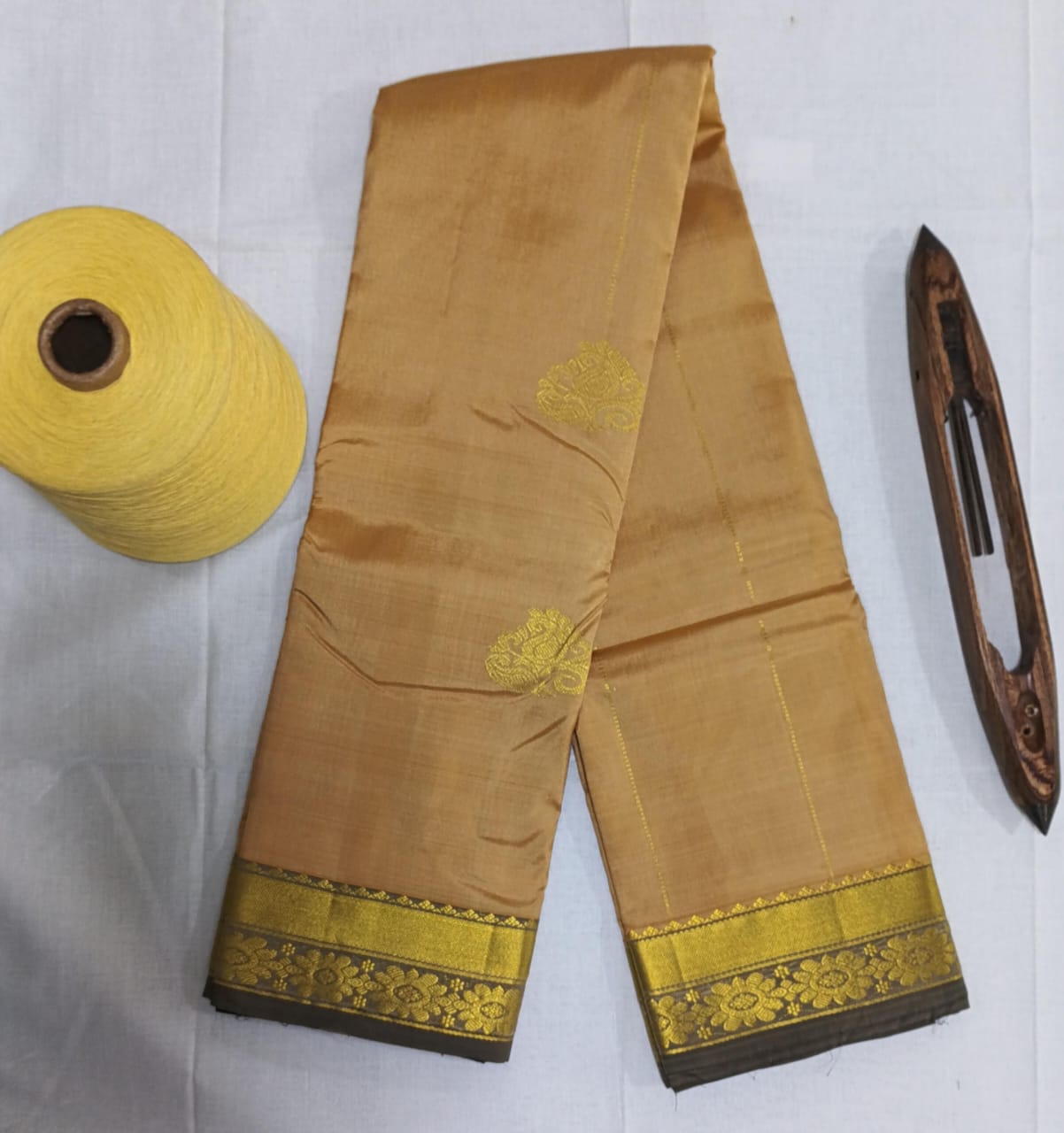 Chintamani - Traditional Silk Saree