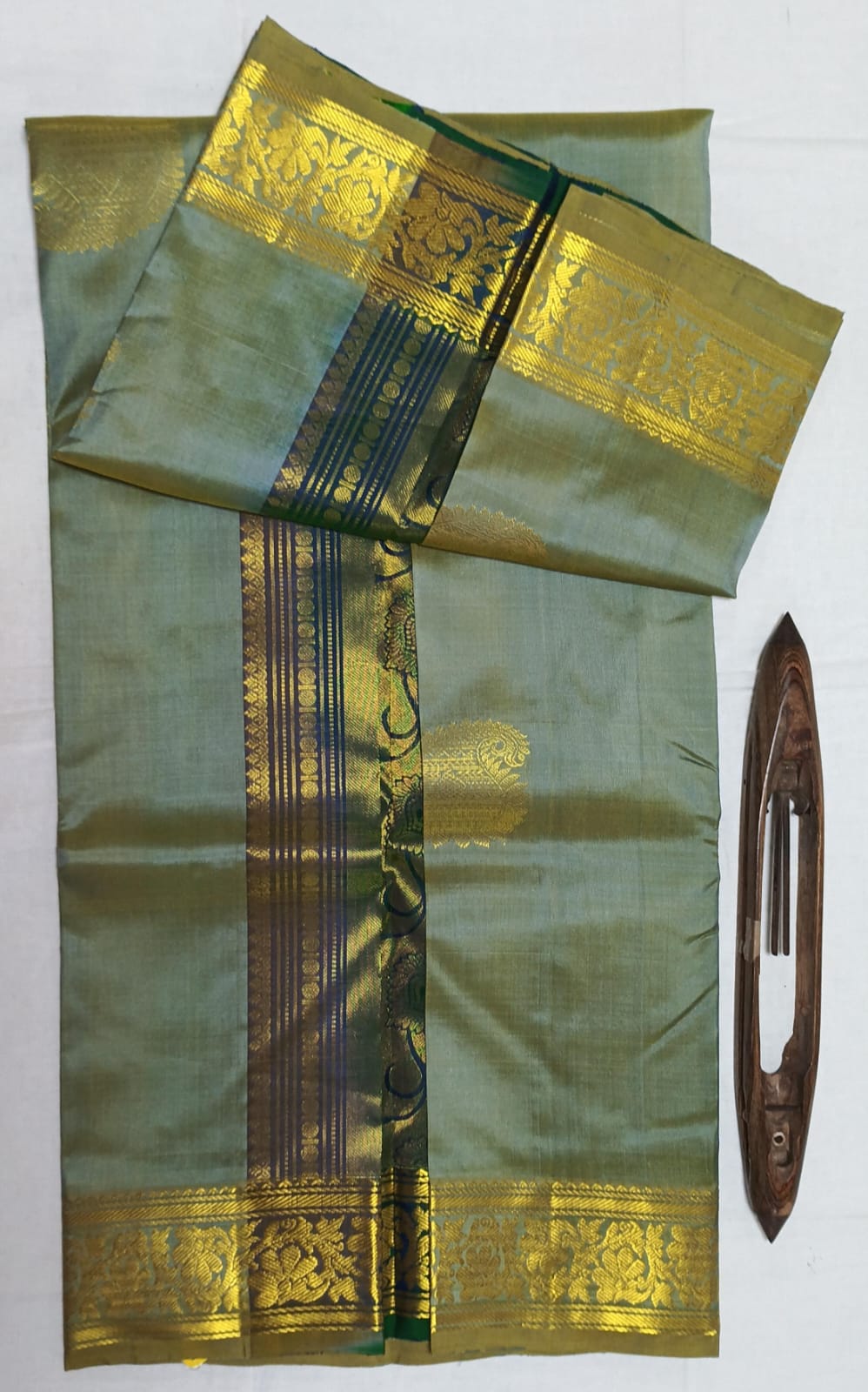 Chintamani - Traditional Silk Saree