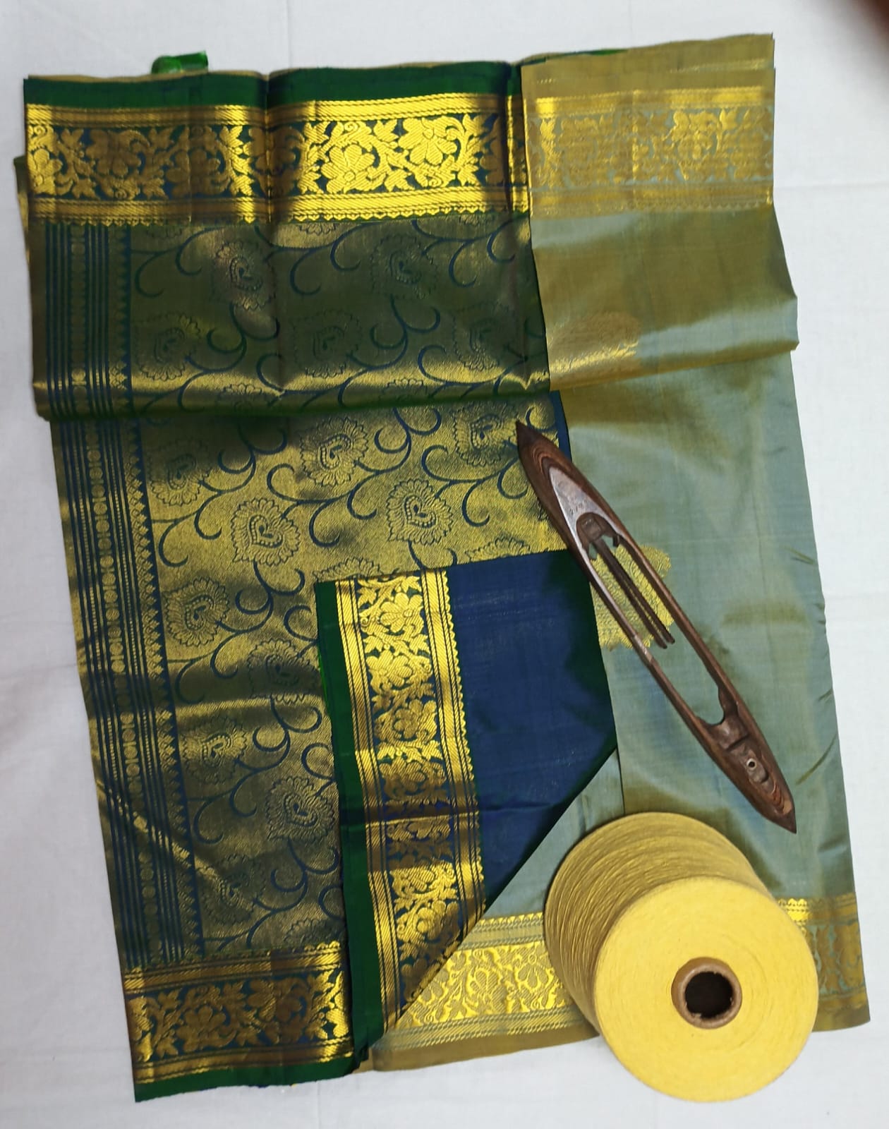 Chintamani - Traditional Silk Saree