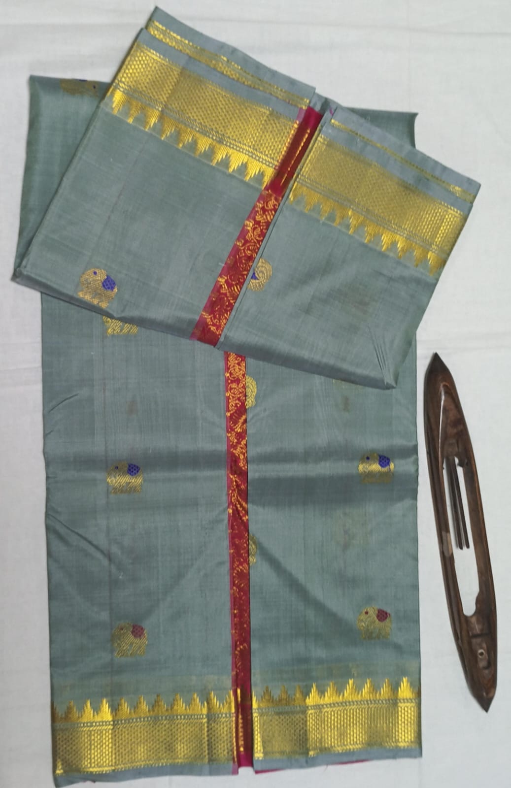 Chintamani - Traditional Silk Saree