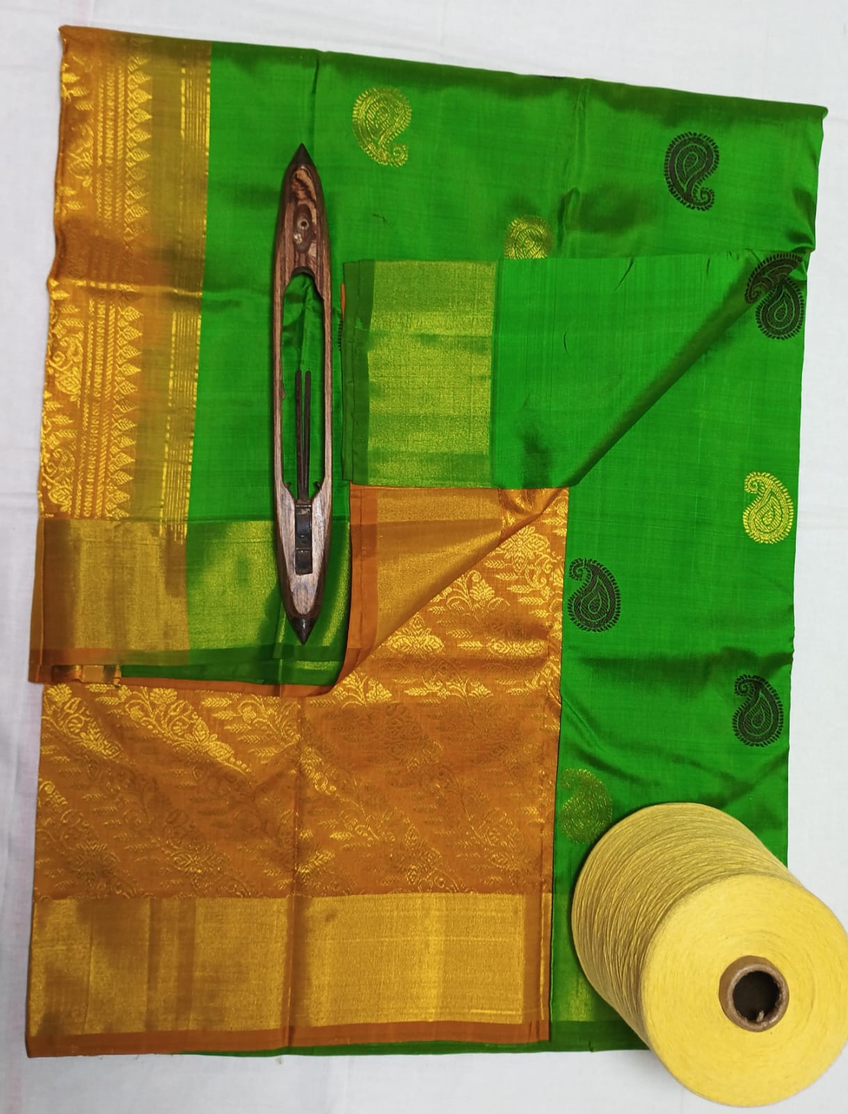 Chintamani - Traditional Silk Saree