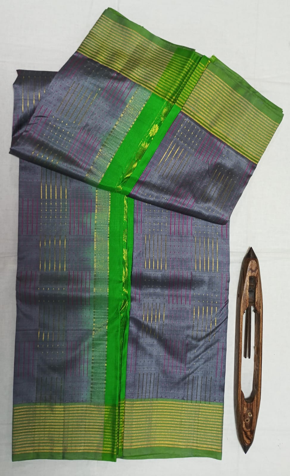 Chintamani - Traditional Silk Saree
