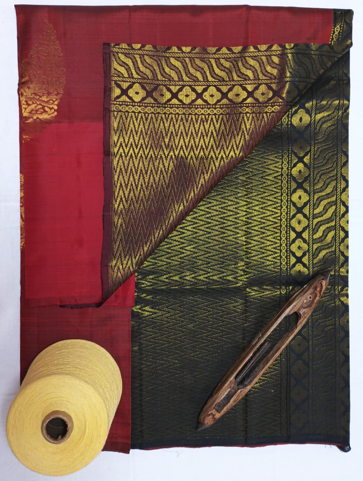 Chintamani - Traditional Silk Saree