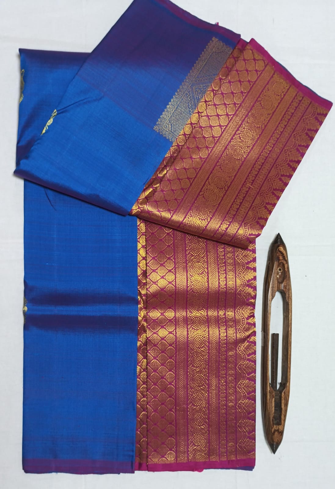 Chintamani - Traditional Silk Saree