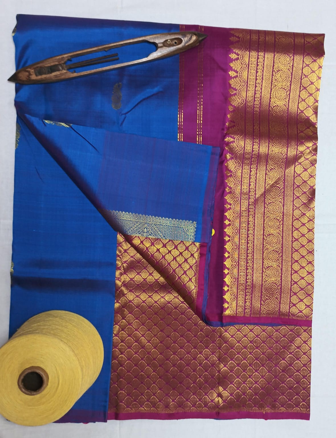 Chintamani - Traditional Silk Saree