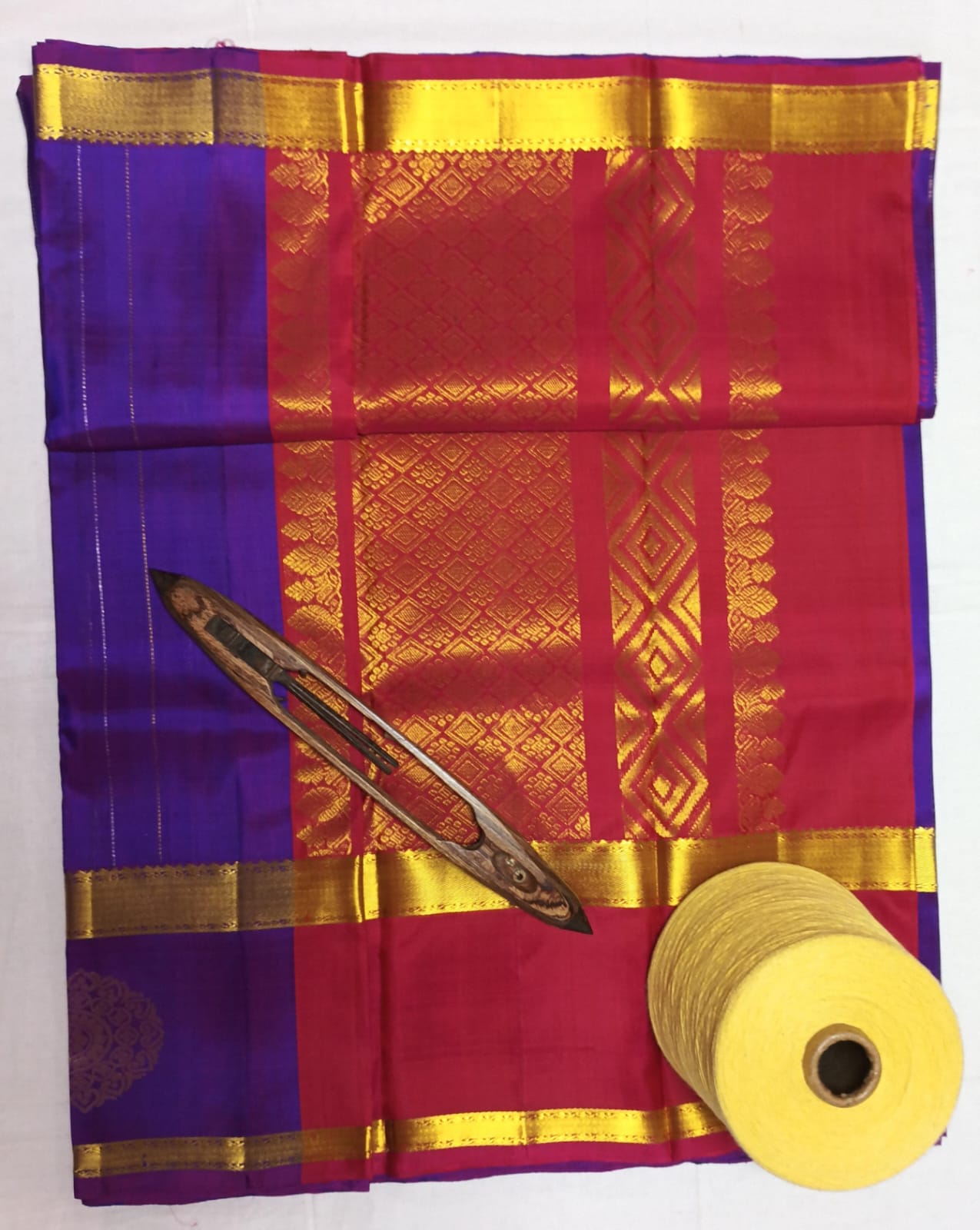 Chintamani - Traditional Silk Saree