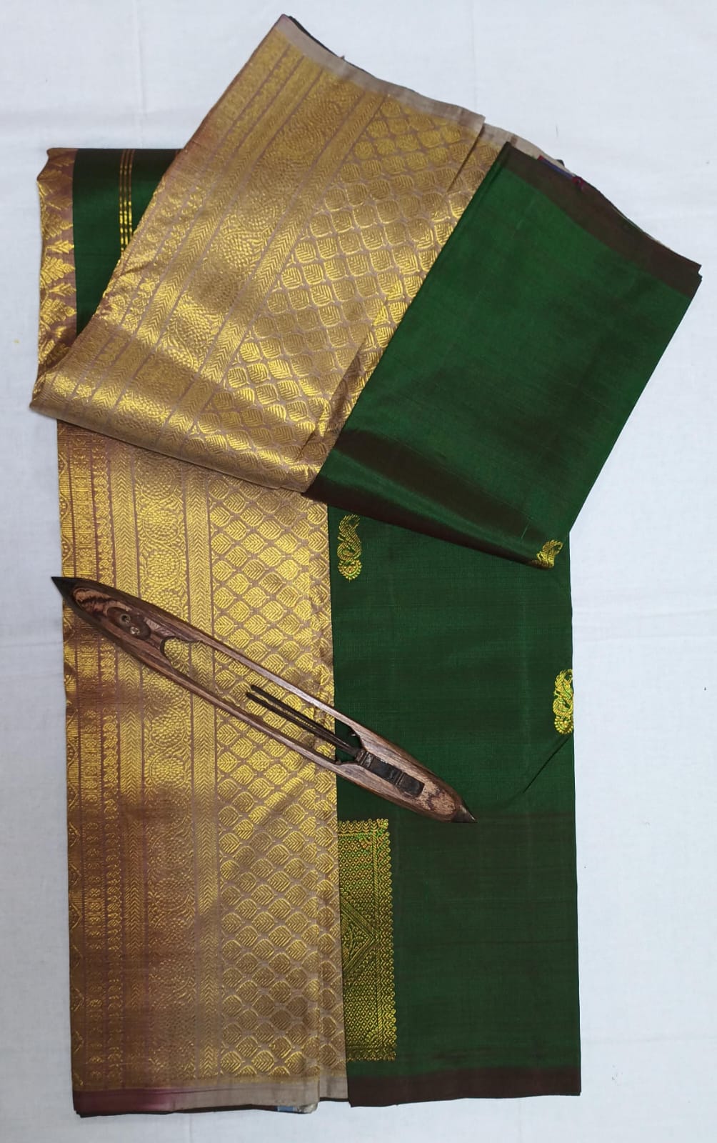 Chintamani - Traditional Silk Saree