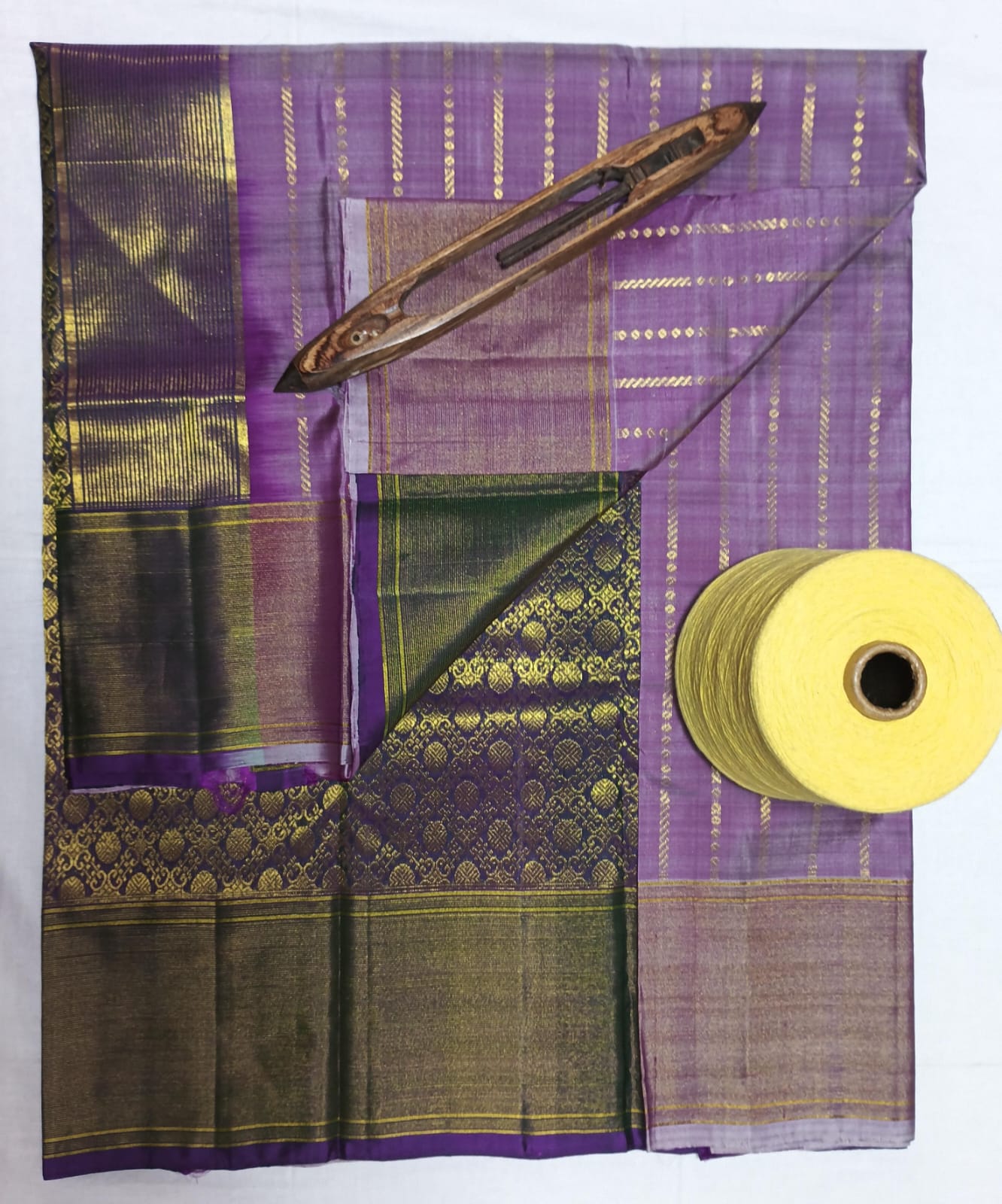 Chintamani - Traditional Silk Saree