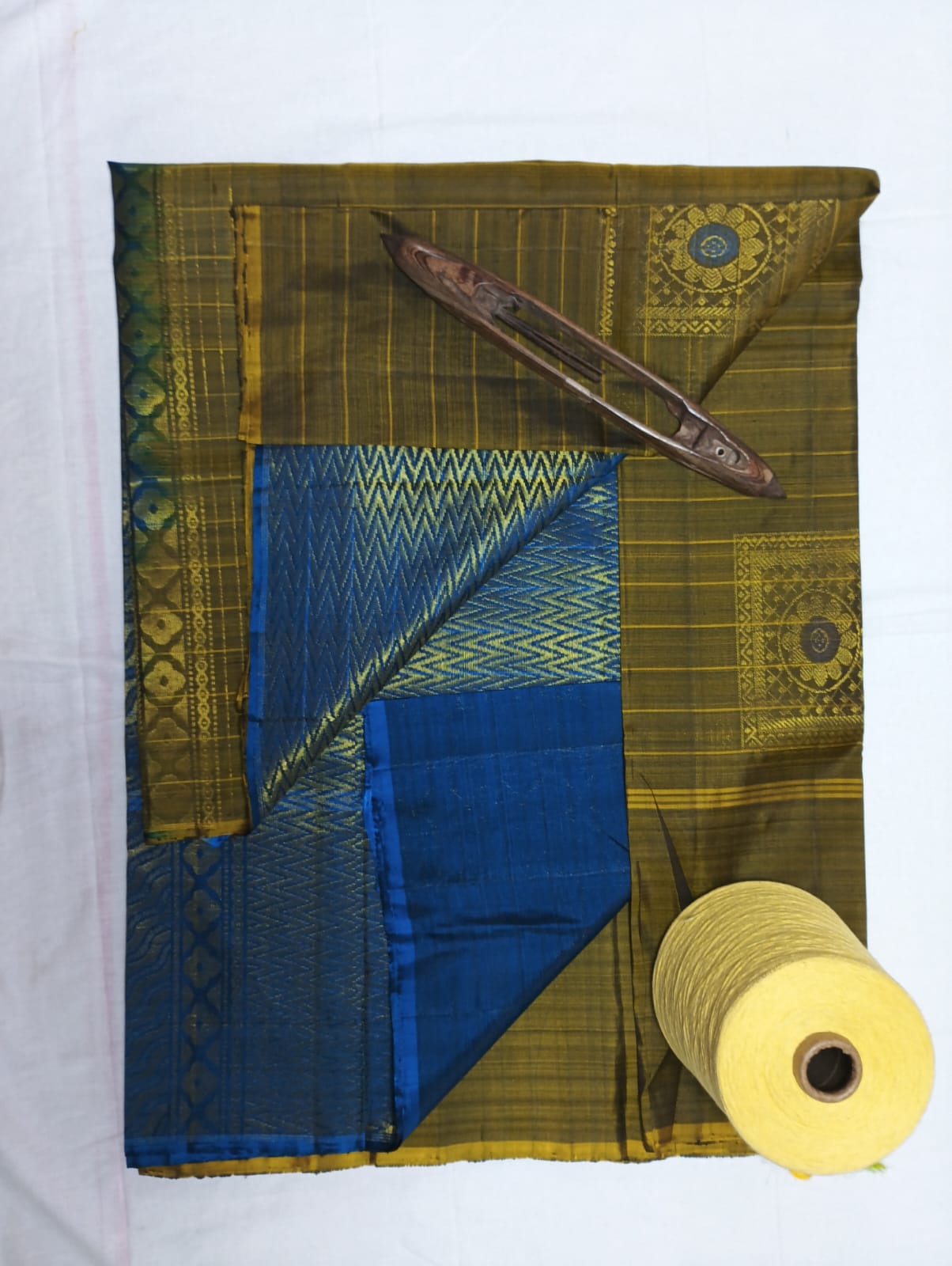Chintamani - Traditional Silk Saree