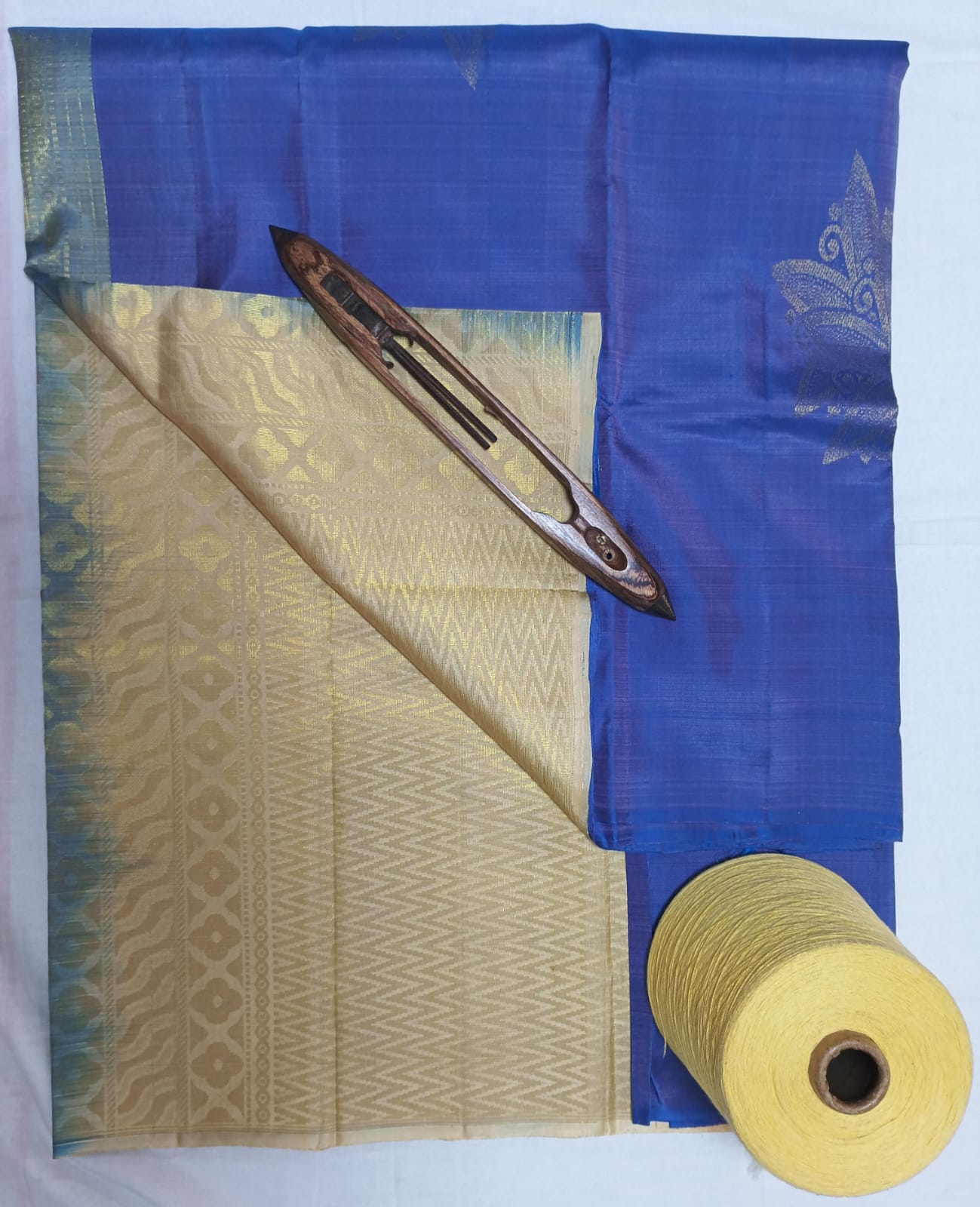 Chintamani - Traditional Silk Saree