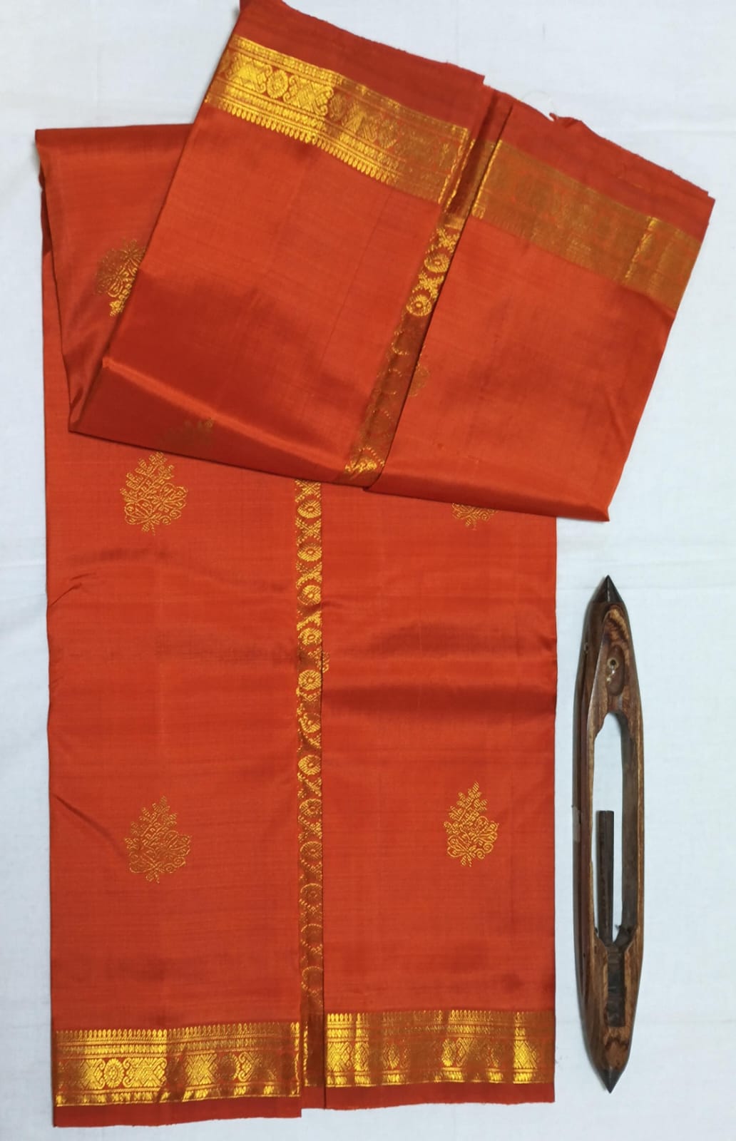 Chintamani - Traditional Silk Saree