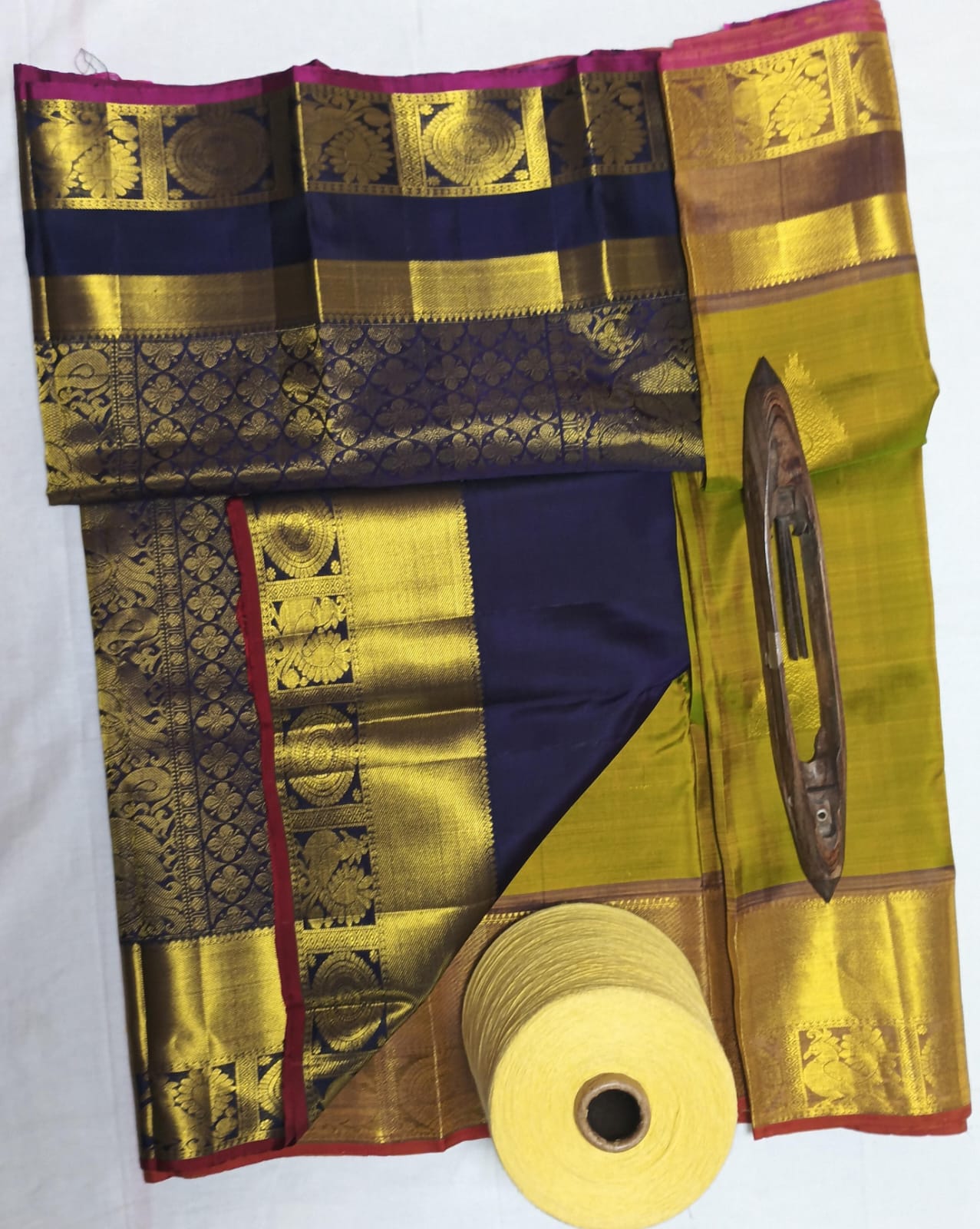 Chintamani - Traditional Silk Saree