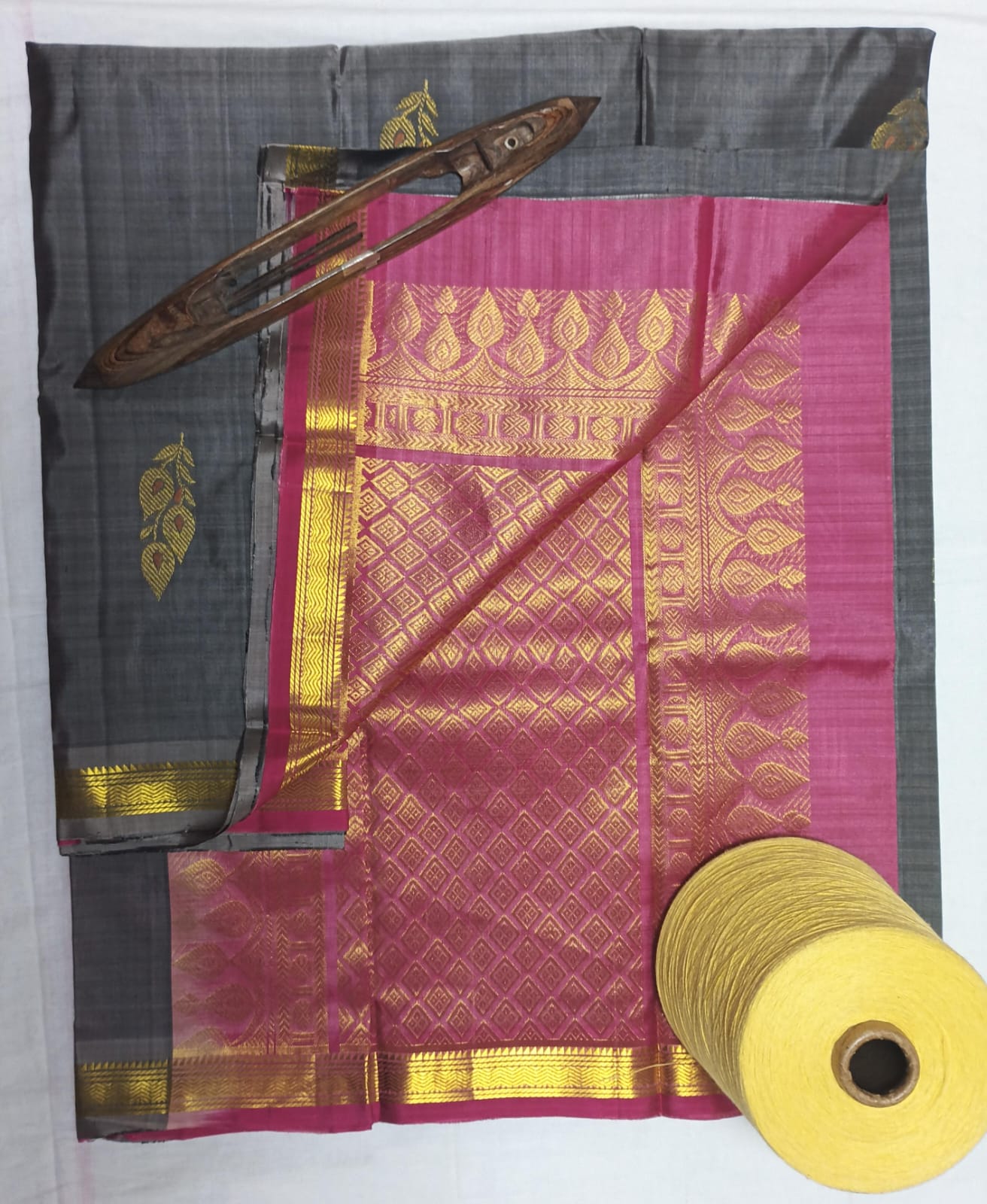 Chintamani - Traditional Silk Saree